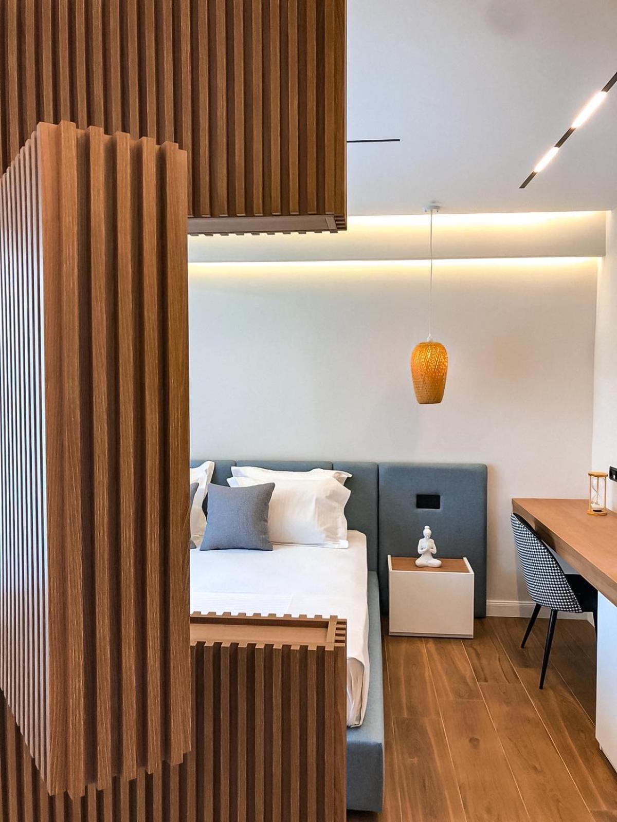 Hotel Teuta Улцинь Екстер'єр фото